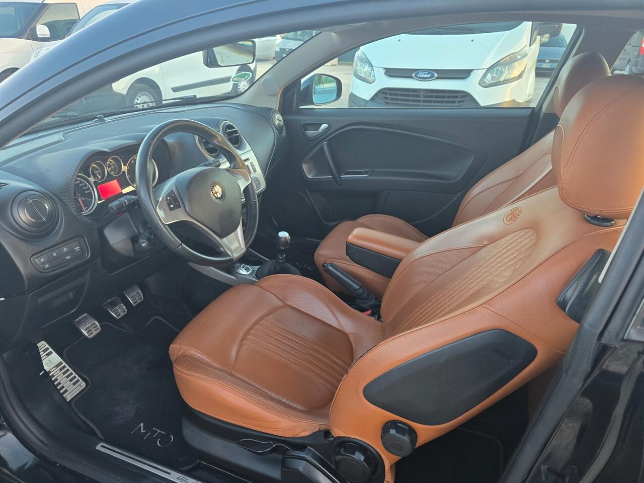 Alfa Romeo MiTo 1.3 JTDm-2 84 CV S&S Distinctive Sport Pack