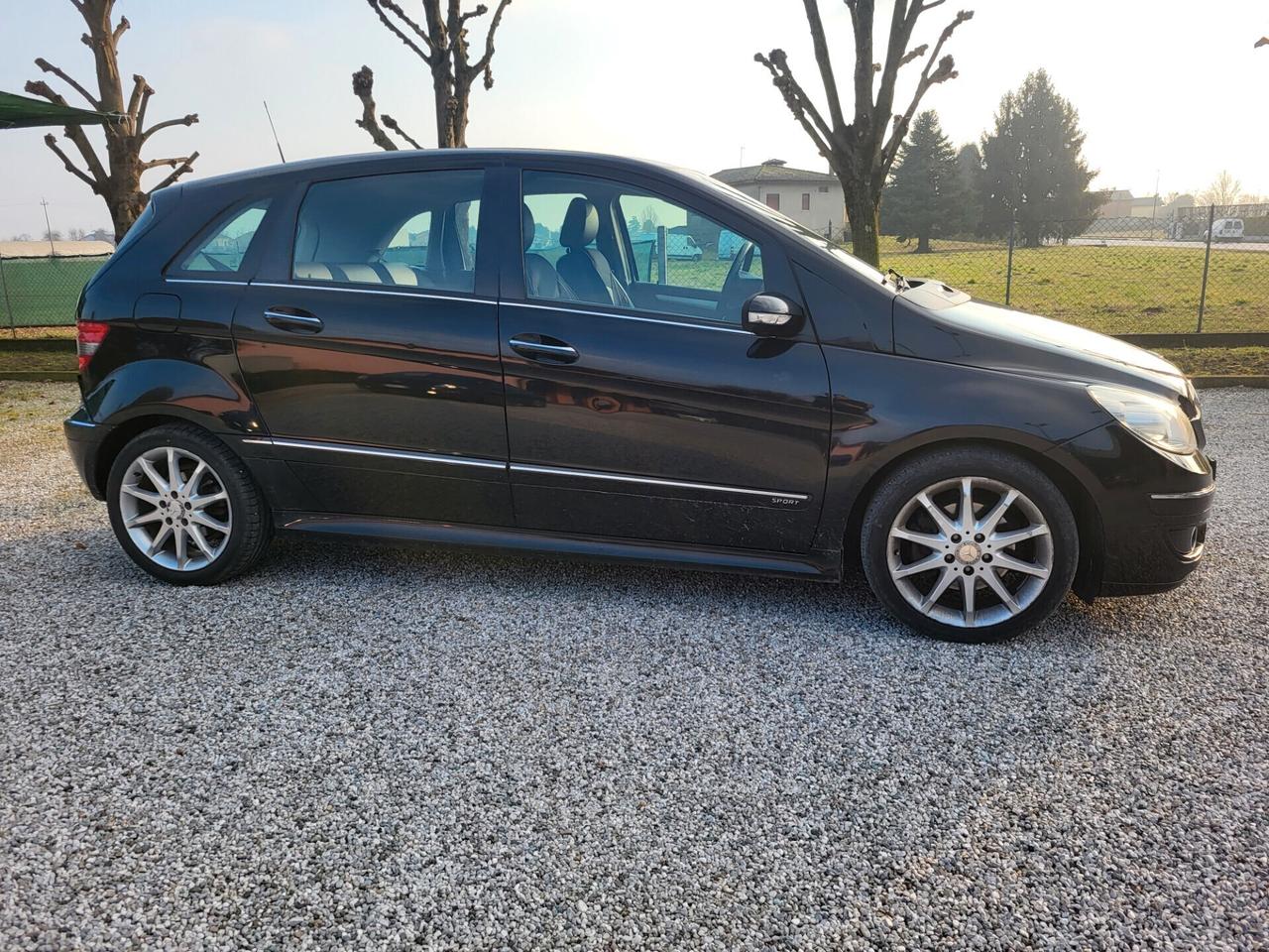 Mercedes-benz B 200 CDI Chrome