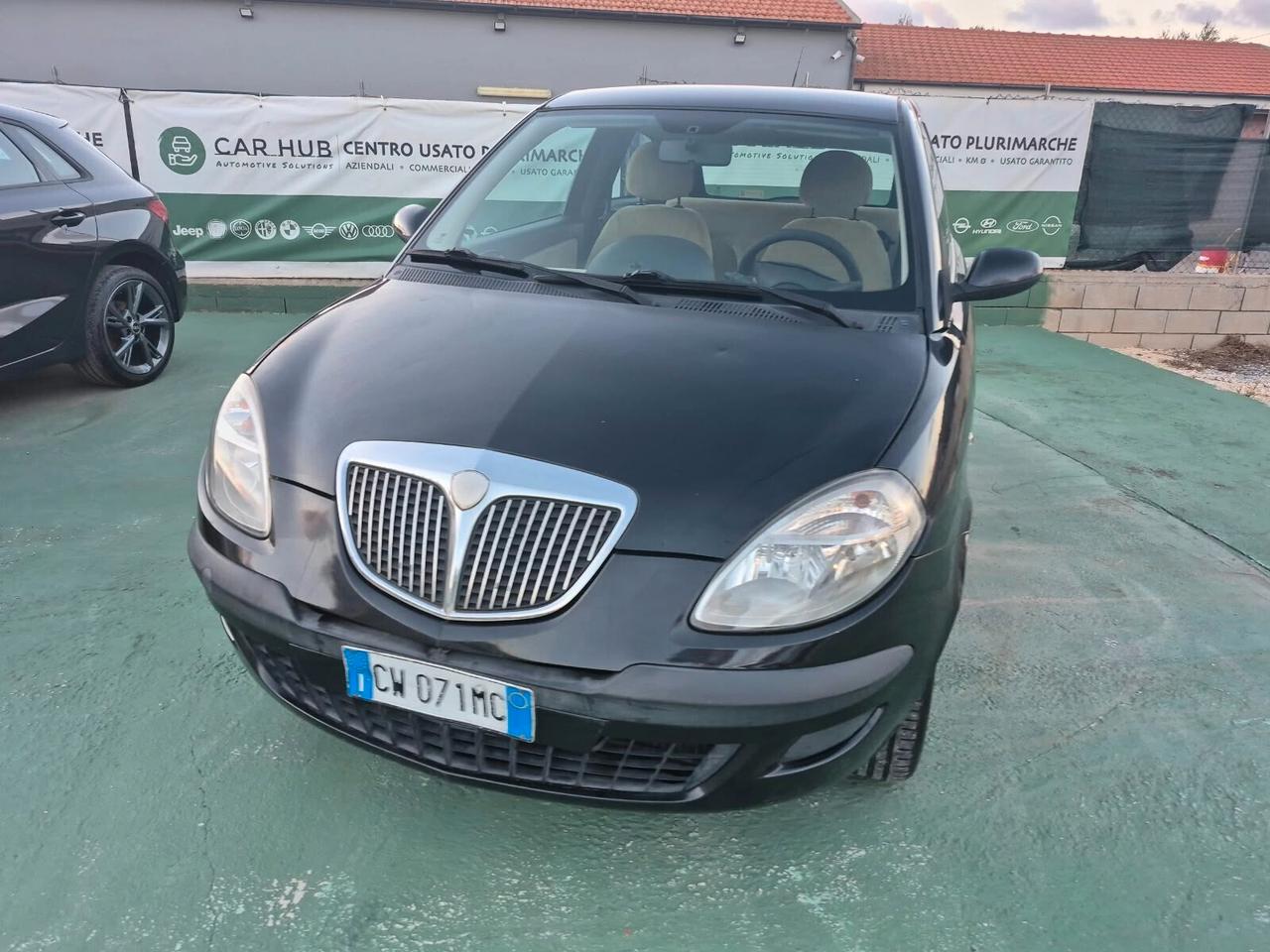 Lancia Ypsilon 1.3 Multijet 16V Platino
