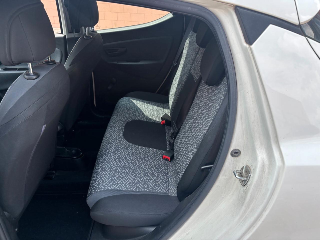 Lancia Ypsilon 1.2 69 CV 5 porte GPL Ecochic Gold