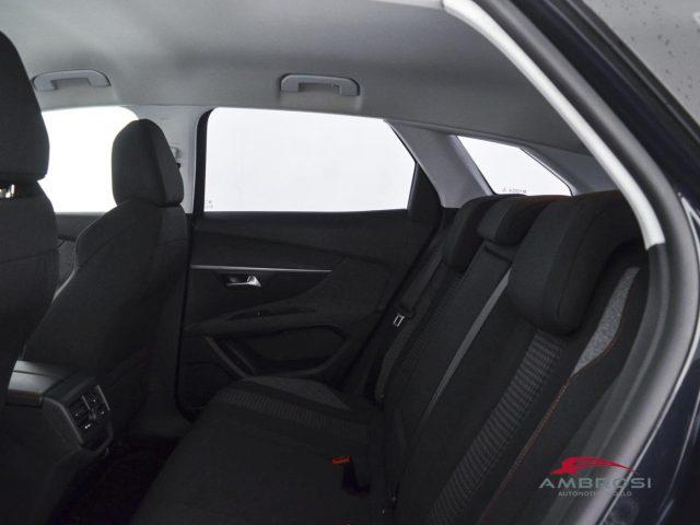 PEUGEOT 3008 BlueHDi 130 S&S Active