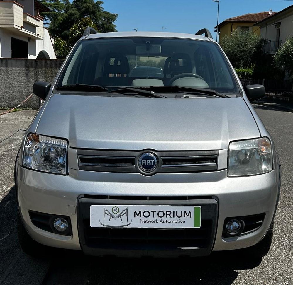 Fiat Panda 4x4 1.2cc climbing