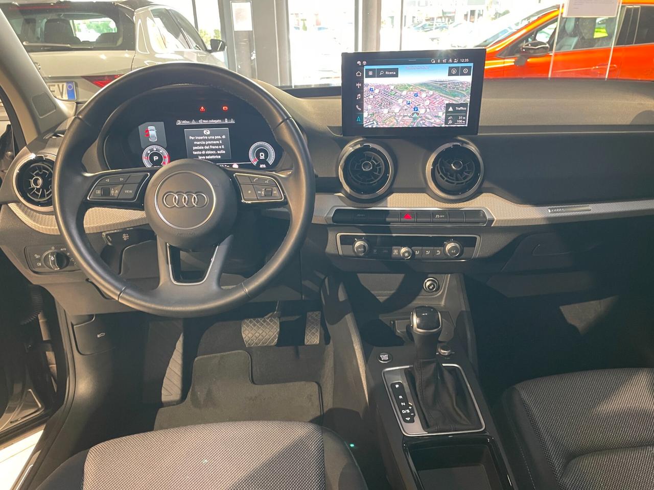 Audi Q2 35 TDI S tronic Identity Black