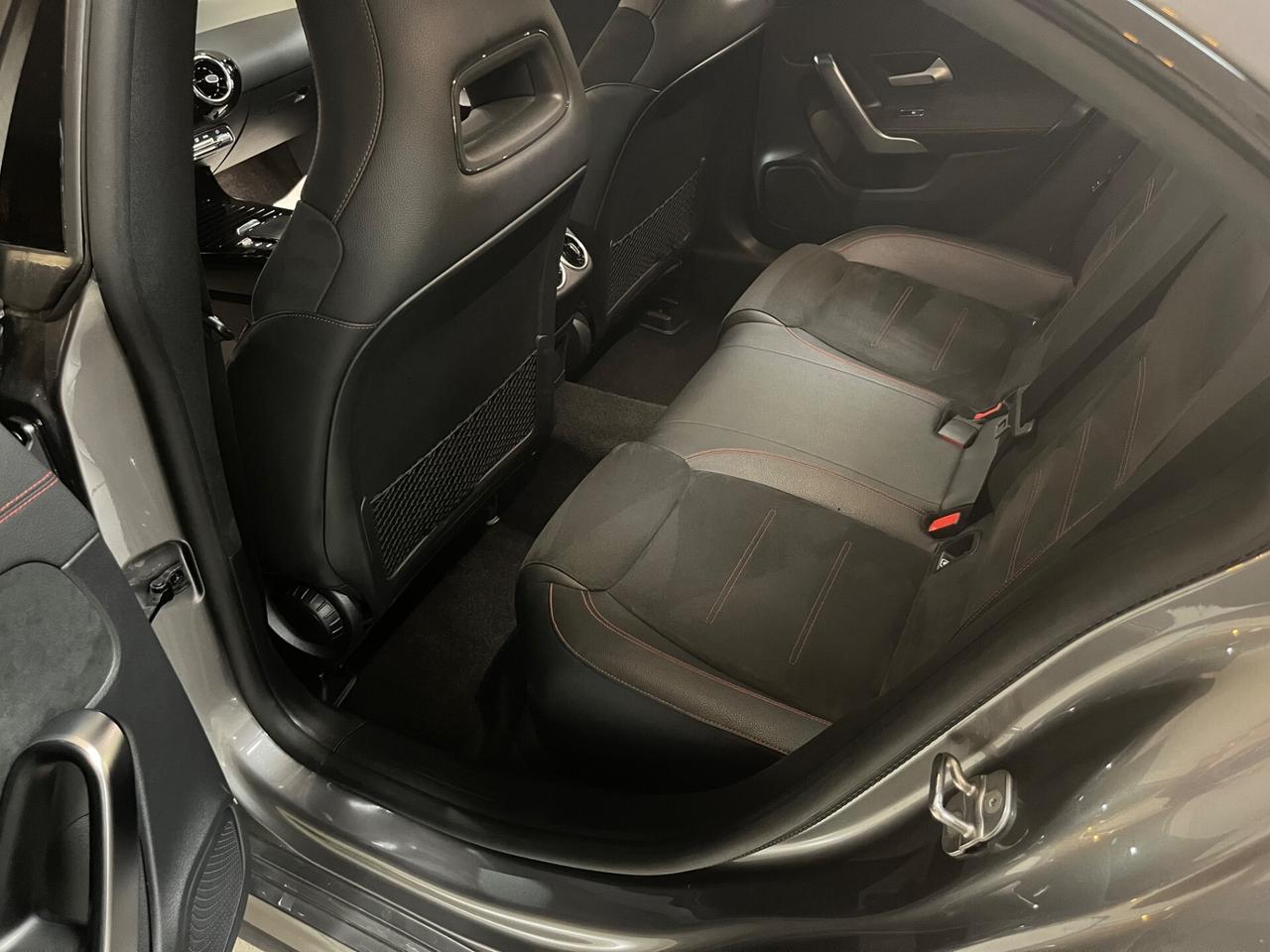 Mercedes CLA 200d Premium AMG IVA ESPOSTA!