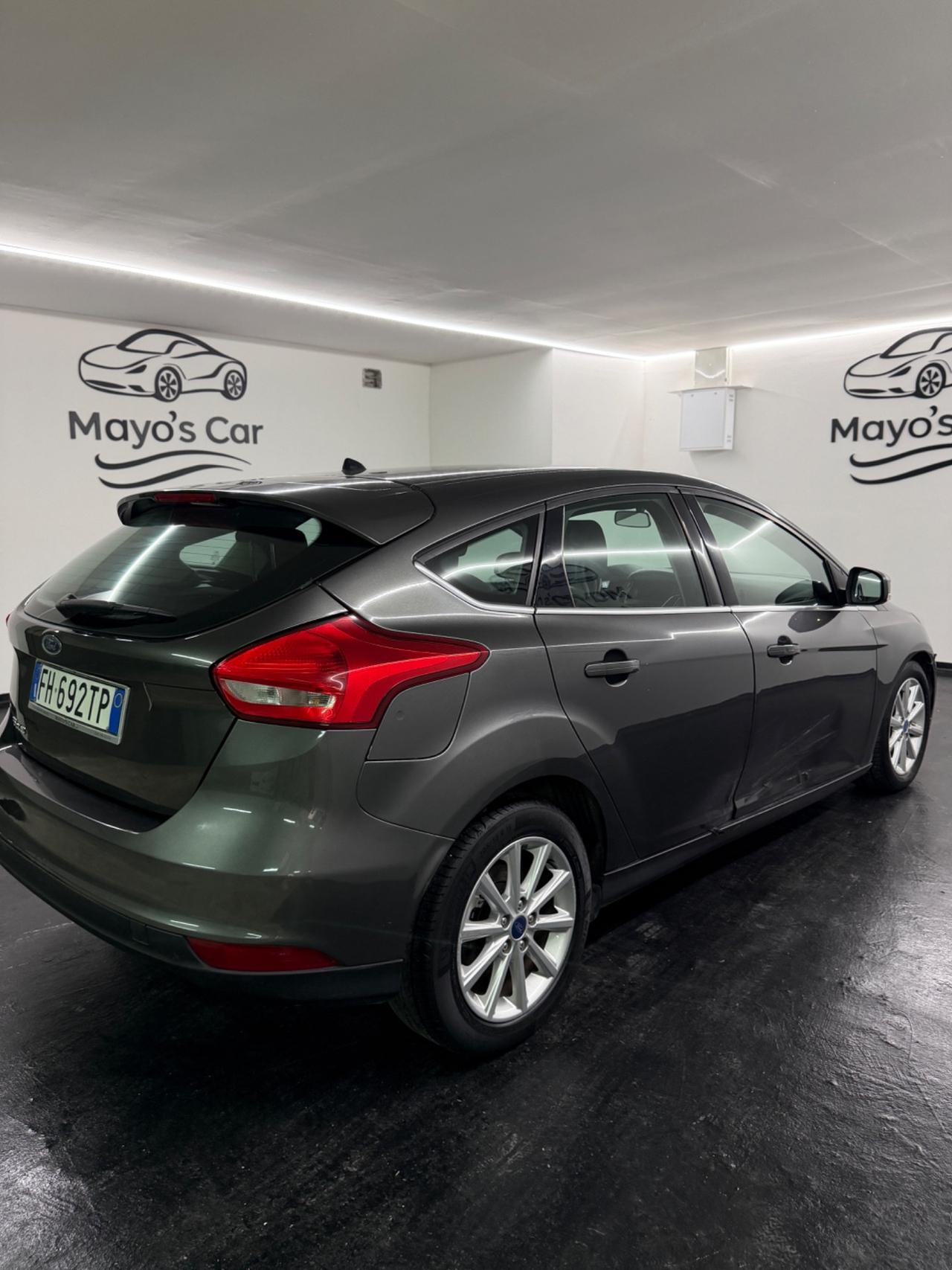 Ford Focus (anno 2017)CAMBIO AUTOMATICO