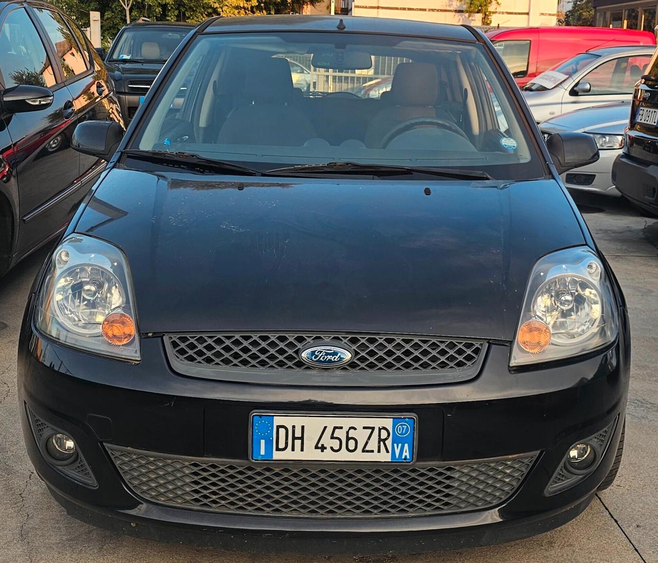 Ford Fiesta 1.4 GUIDABILE DA NEOPATENTATI