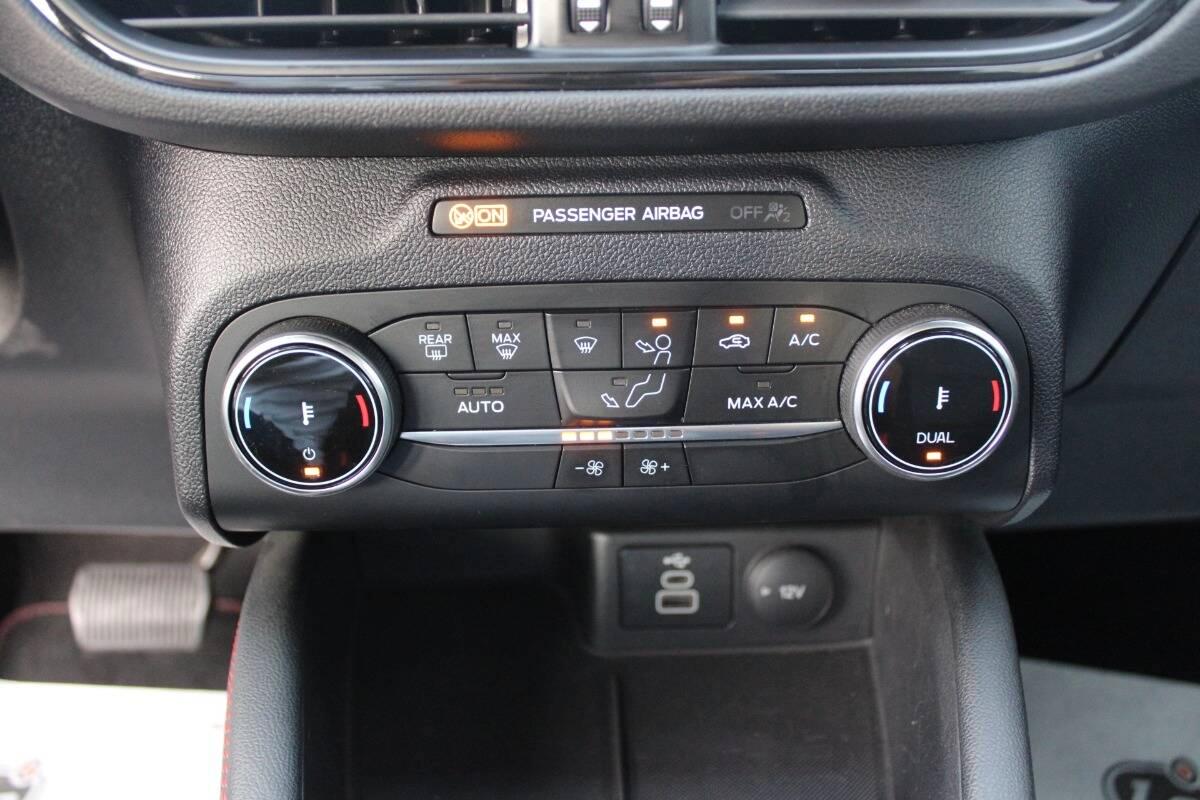 Ford Kuga 2.0 ecoblue ST-Line 2wd 120cv AUTO con CarPlay