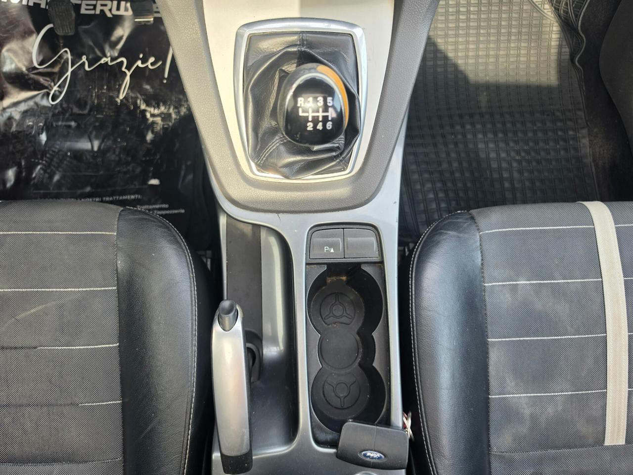 Ford Kuga 2.0 TDCi 140 CV 2WD Titanium