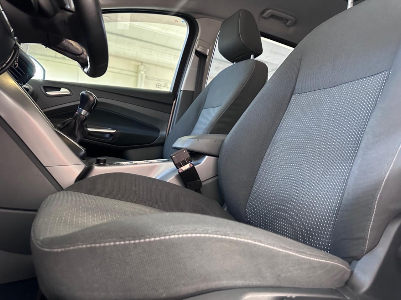 Ford C-Max 1.6 120CV GPL Titanium