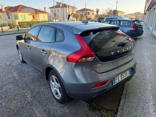 VOLVO V40 D2 120CV Geartronic Momentum