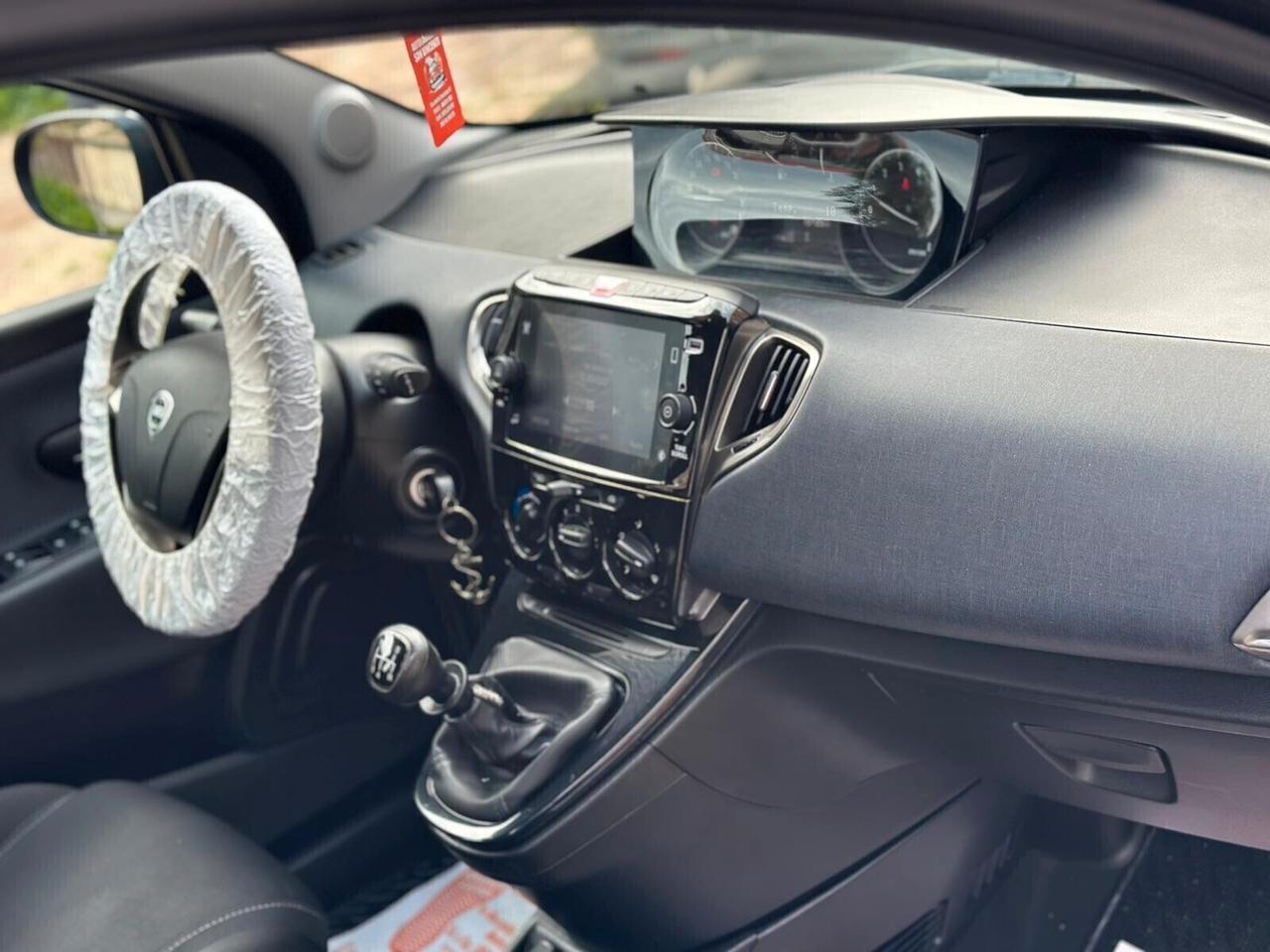 Lancia Ypsilon 1.2 69 CV 5 porte GPL Ecochic Gold