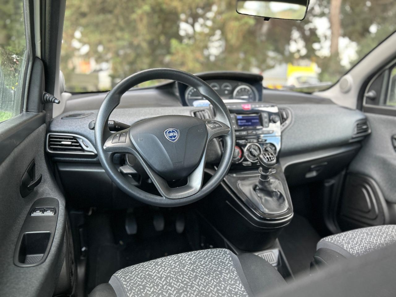 Lancia Ypsilon 1.0 Hybrid*NEOPATENTATI*UNIPRO*