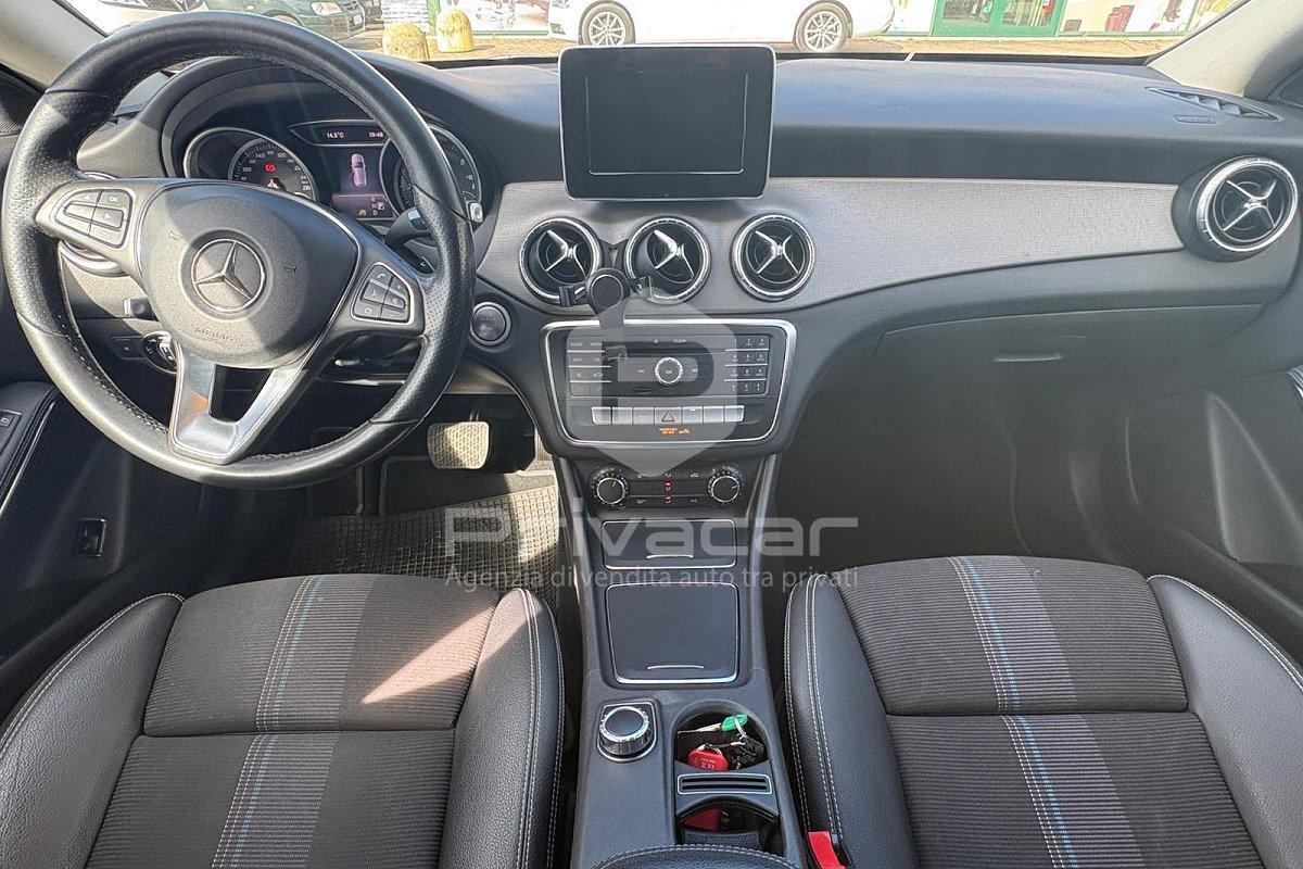 MERCEDES CLA 200 d S.W. Automatic Business