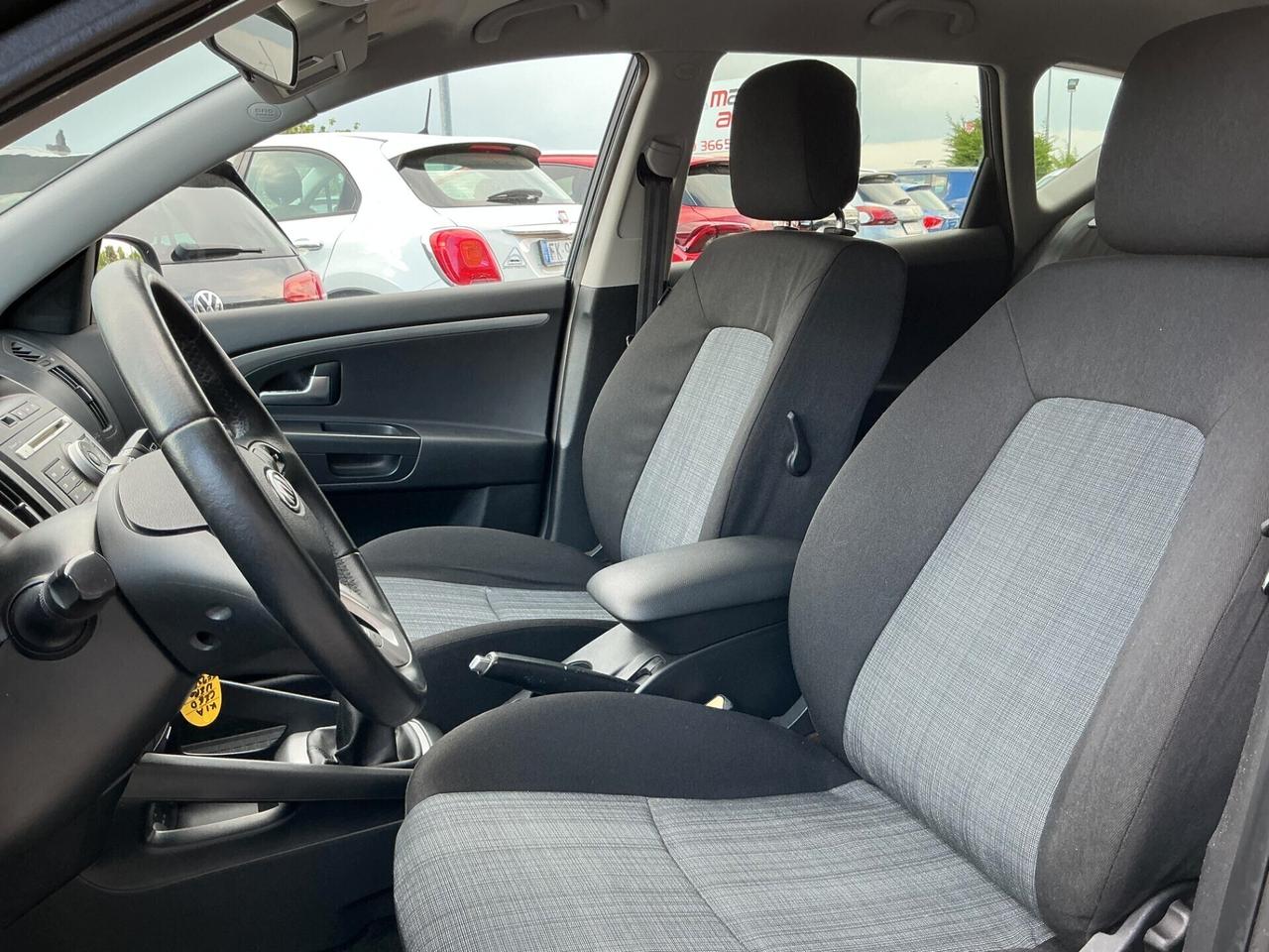 Kia Ceed 1.4 Benzina Neopatentati