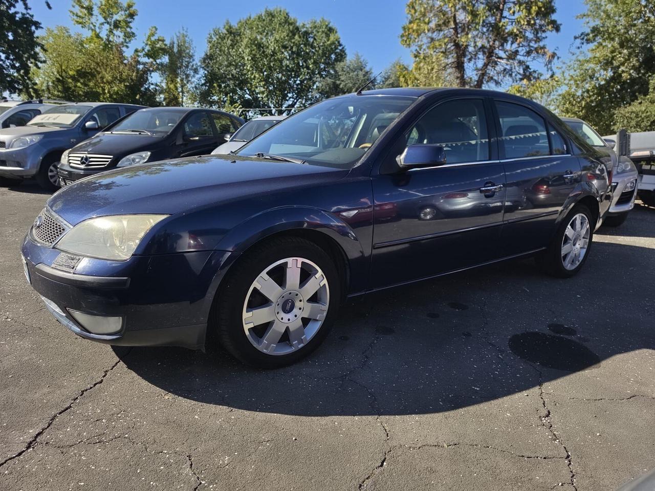 FORD MONDEO 2 SERIE 2.2 16V