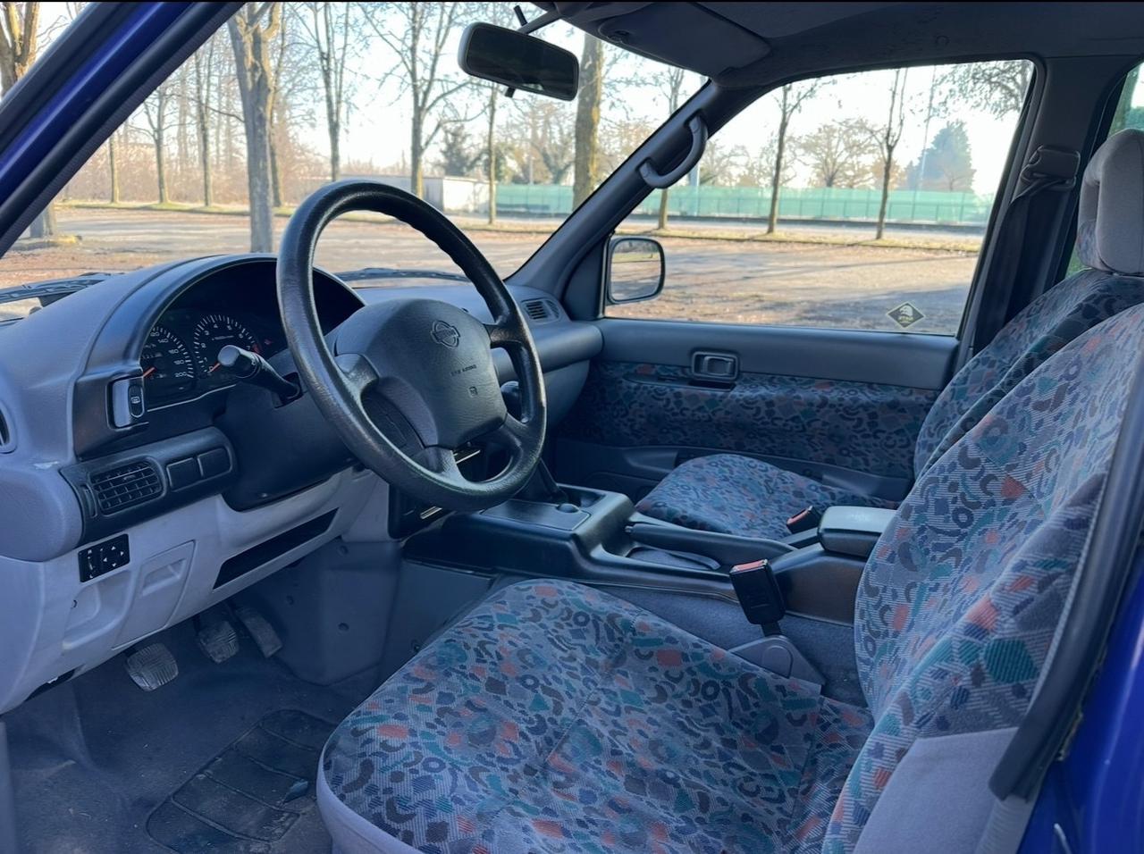 Nissan Serena 1.6i 16V cat 5 porte SLX