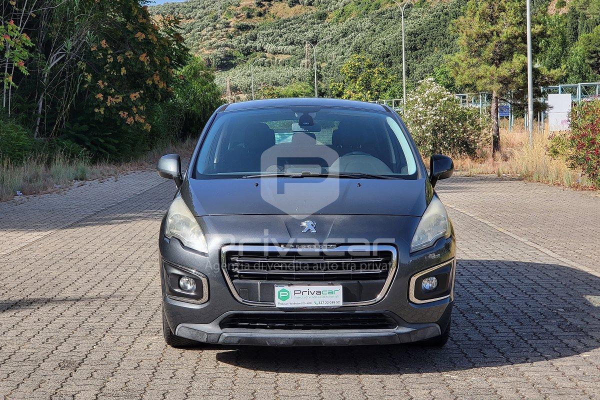 PEUGEOT 3008 1.6 HDi 115CV Business