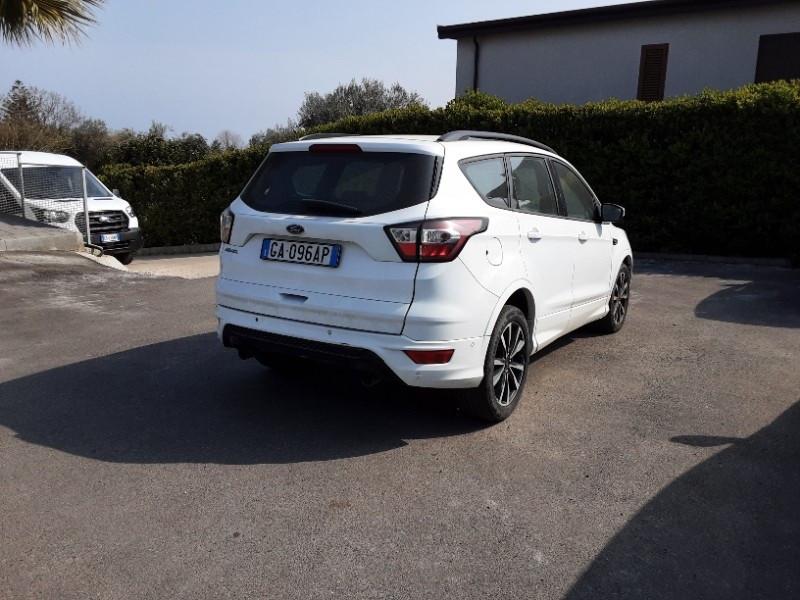 Ford Kuga 1.5 TDCI 120 CV S&S 2WD ST-Line