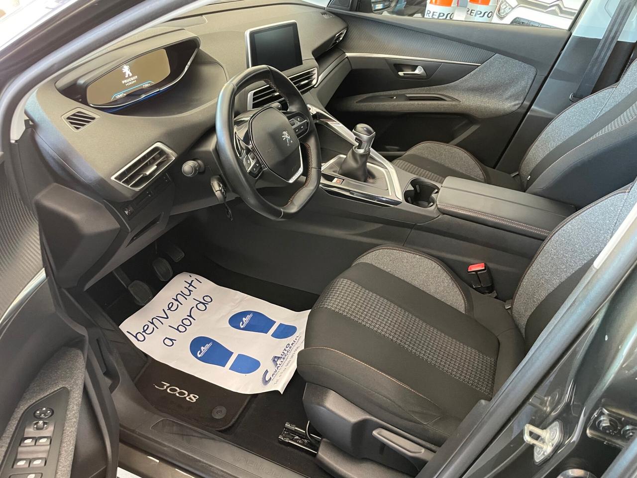 Peugeot 3008 BlueHDi 120 S&S Business