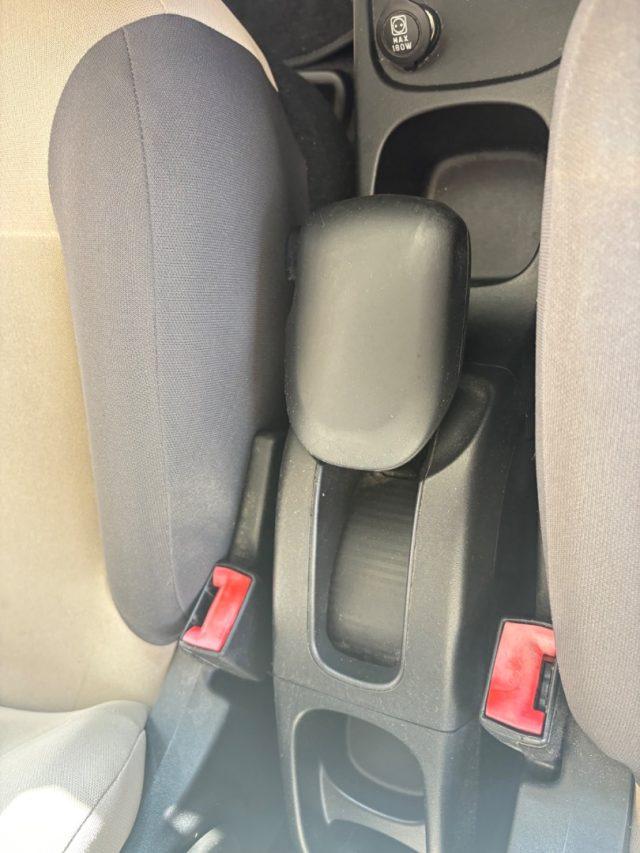 FIAT Panda 1.2 Lounge 5 POSTI EURO 6 OK NEOPATENTATI