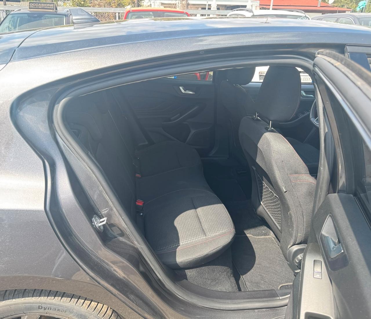 Ford Focus 1.0 EcoBoost Hybrid 125 CV 5p. ST-Line