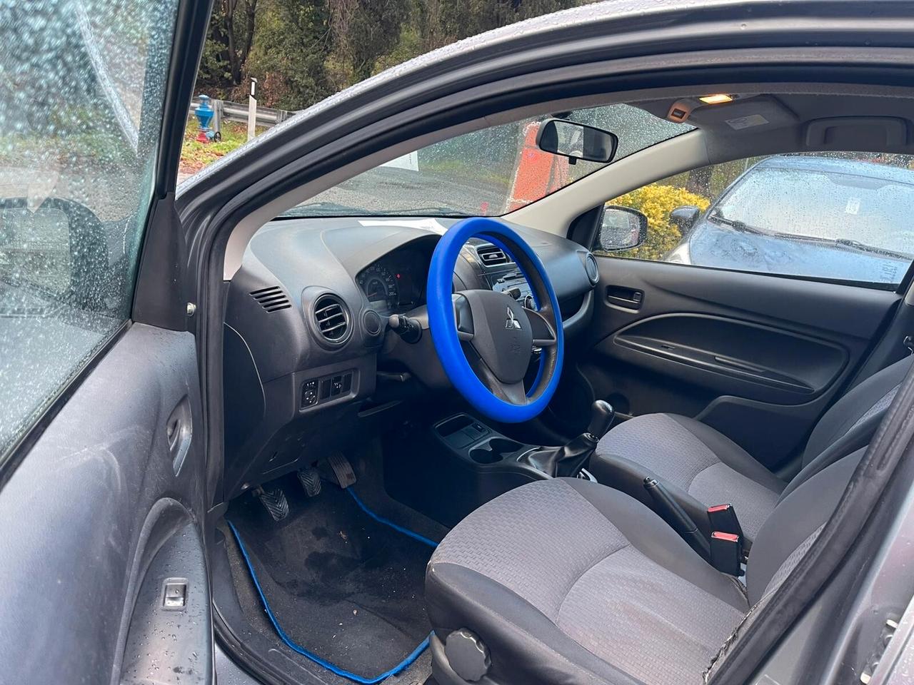 Mitsubishi Space Star 1.0 Invite