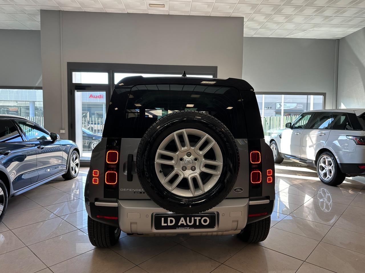 Land Rover Defender 110 2.0 SD4 AWD Auto SE