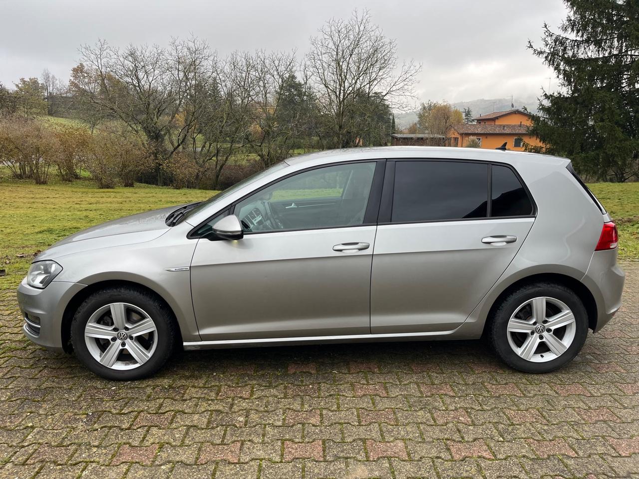 Volkswagen Golf 1.4 TGI DSG AUTO NUOVISSIMA