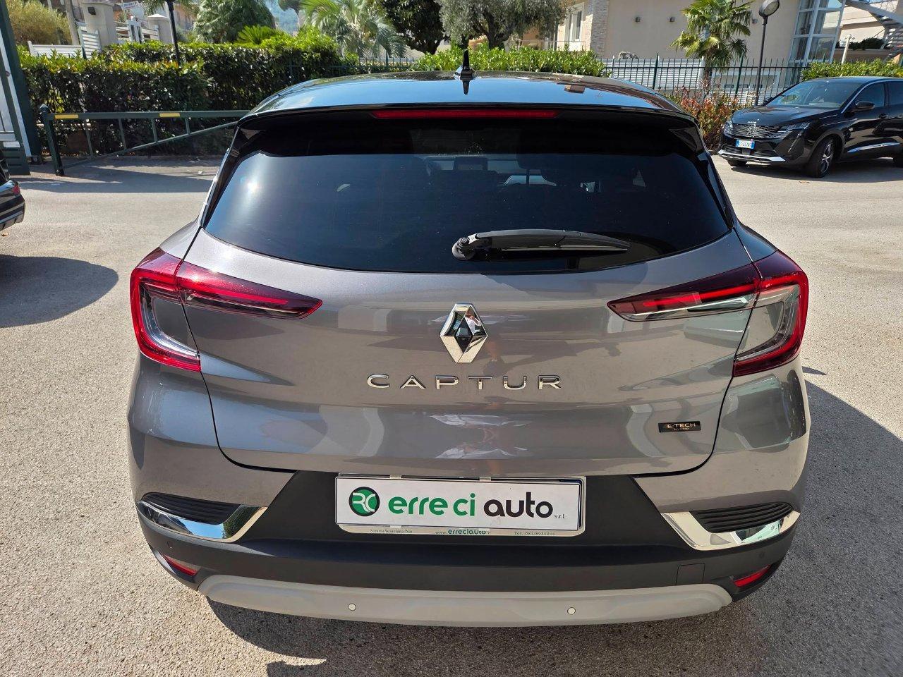 Renault Captur 1.6 E-Tech full hybrid Techno 145cv auto