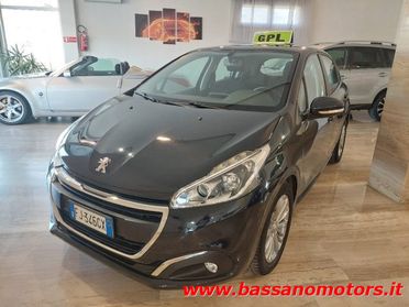 PEUGEOT 208 PureTech 82 5p. GPL NEOPATENTATI