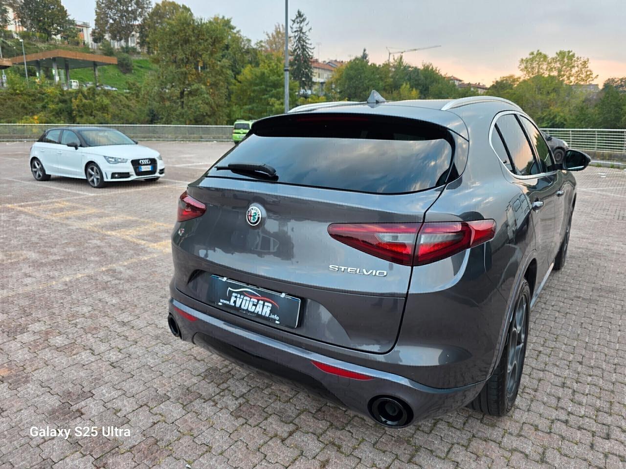 Alfaromeo Stelvio cv210 Q4 gancio traino ritiro usato/scambio