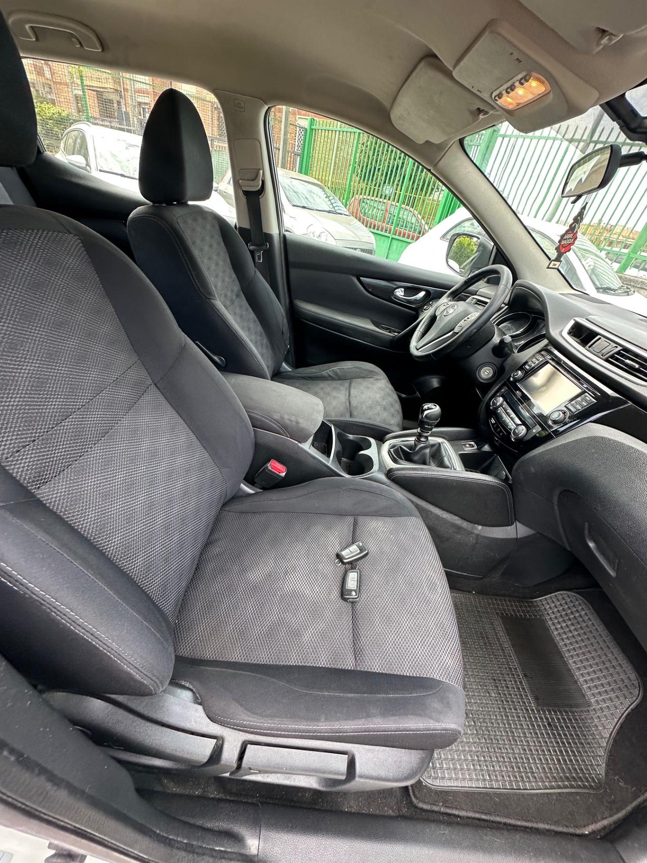 Nissan Qashqai 1.5 dCi Visia