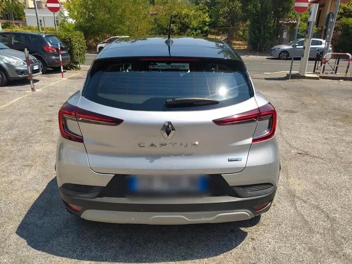 Renault Captur Full Hybrid E-Tech 145 CV Initiale Paris