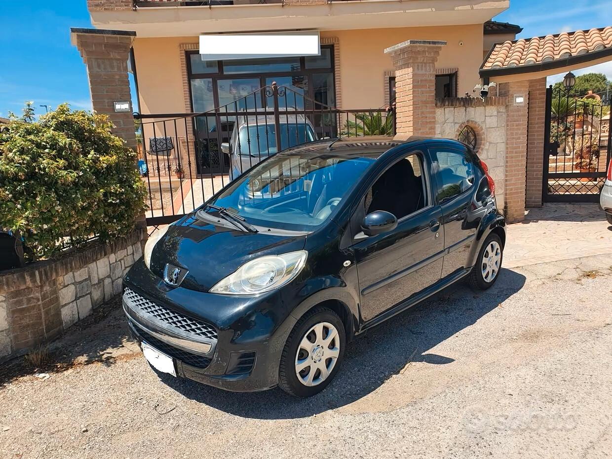 Peugeot 107 1.0 68CV 5porte Sweet Years CLIMA ESENTE BOLLO multifunzione