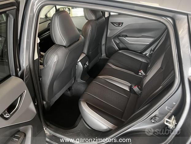 Subaru Crosstrek 2.0i e-Boxer MHEV CVT Linear...