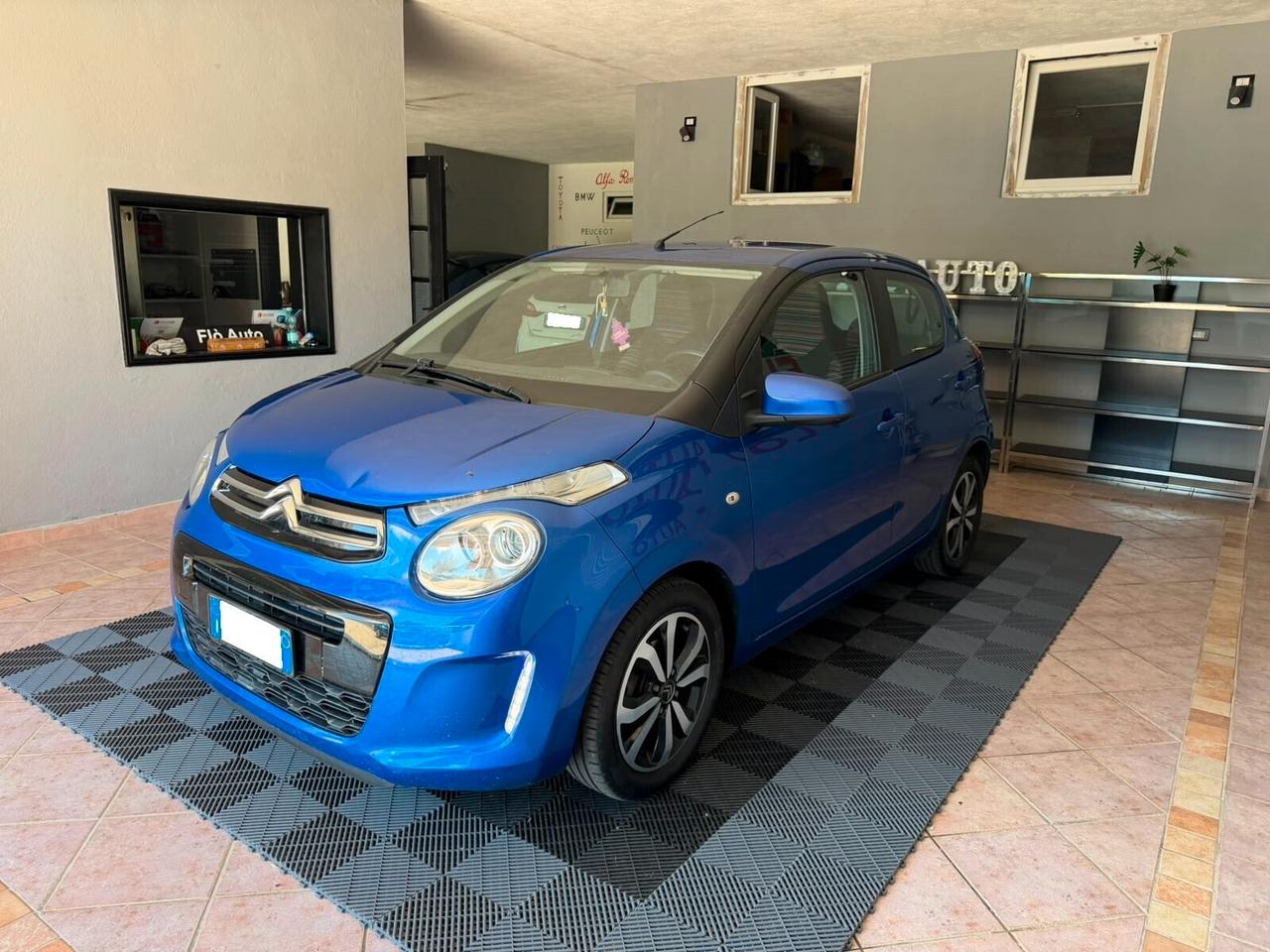 Citroen C1 VTi 72 S&S 5 porte Shine