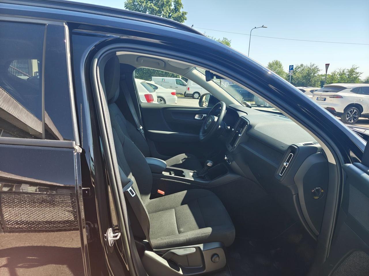 Volvo XC40 Essential T2 #11401