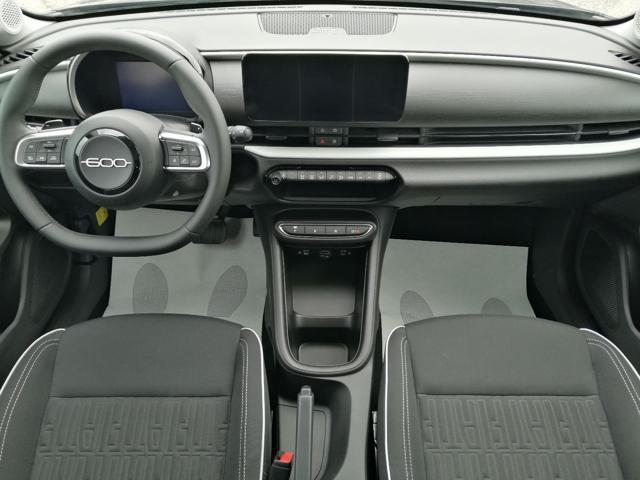 FIAT 600 Hybrid 100 CV DCT MHEV