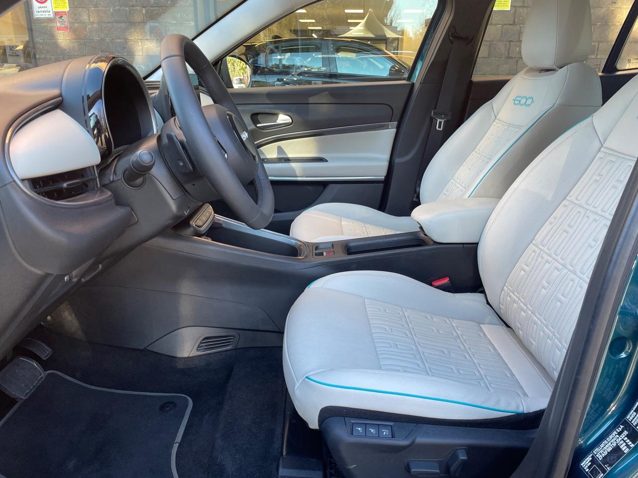 Fiat 600 Hybrid 145 CV DCT MHEV La Prima