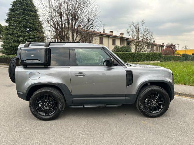 LAND ROVER Defender 90 3.0D I6 200 CV AWD Auto S BLACK PACK