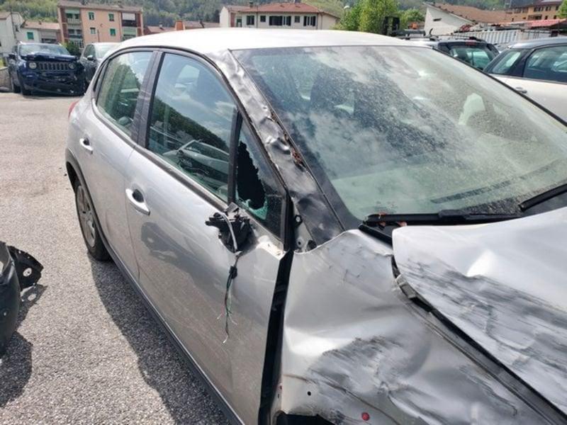 Citroën C3 BlueHDi 75 Feel incidentata