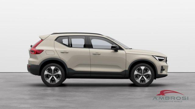 VOLVO XC40 B3 Mild hybrid Benzina Plus Dark