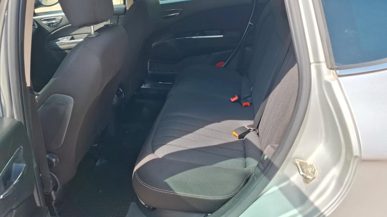 Lancia Delta 1.6 MJT DPF 105 CV