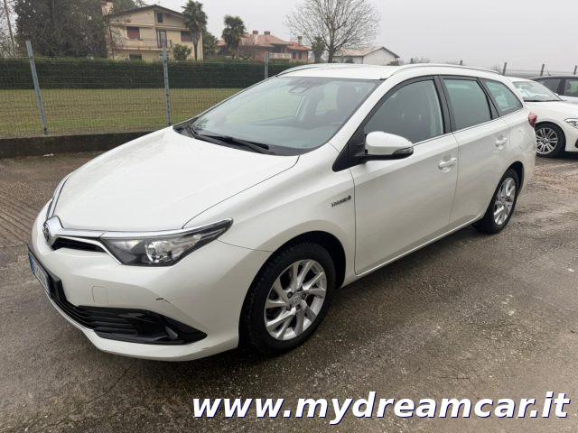 TOYOTA Auris Touring Sports 1.8 Hybrid