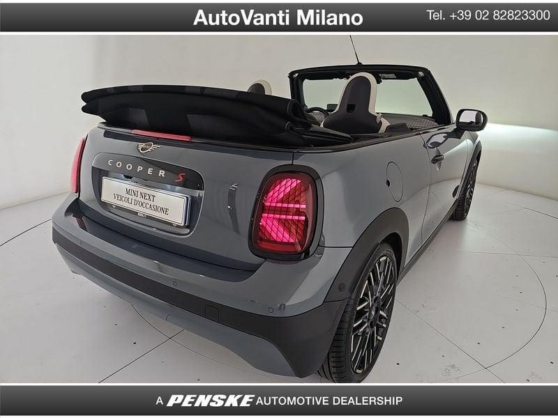MINI Mini Cooper Cabrio Mini 2.0 Cooper S Favoured Cabrio