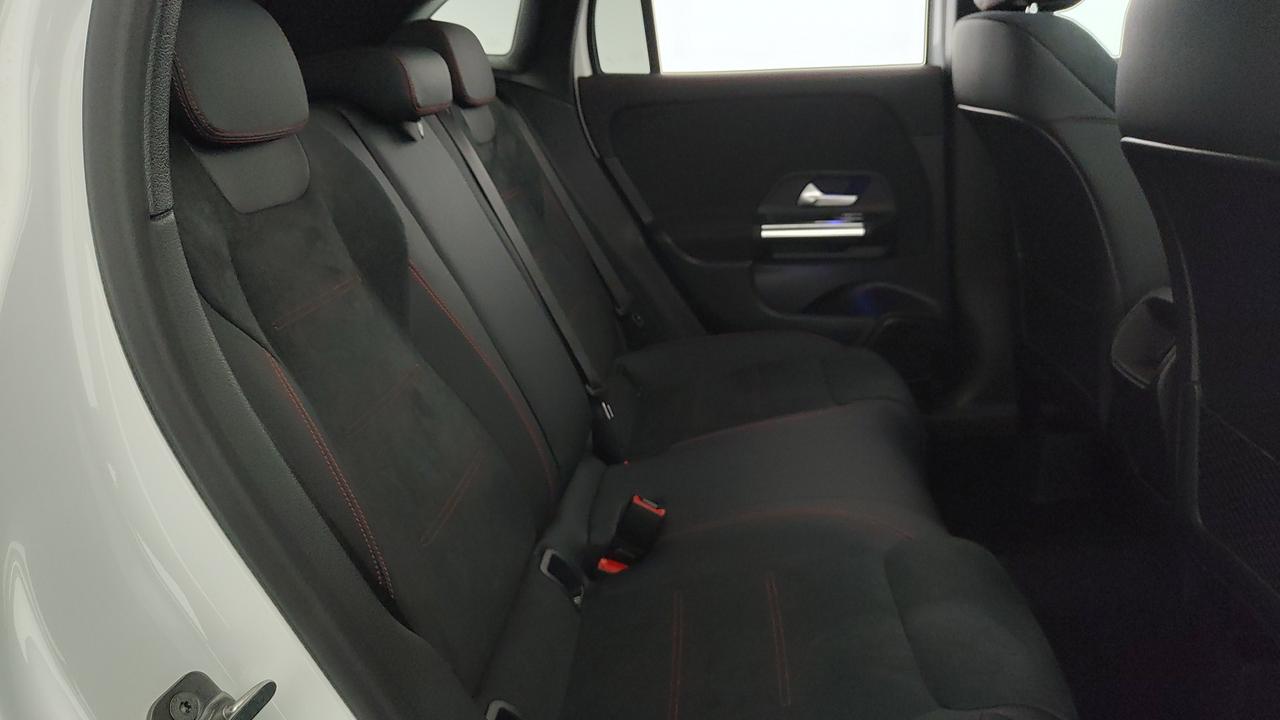 Mercedes-Benz GLA 200 d Automatic 4MATIC