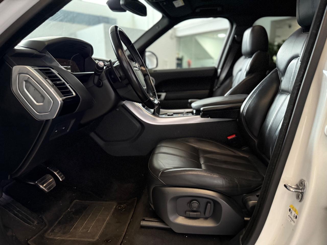 Land Rover Range Rover Sport 3.0 SDV6 HSE Dynamic