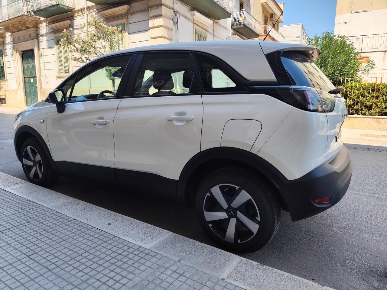 Opel Crossland 1.5 ECOTEC D 110CV NAVI PERFETTA