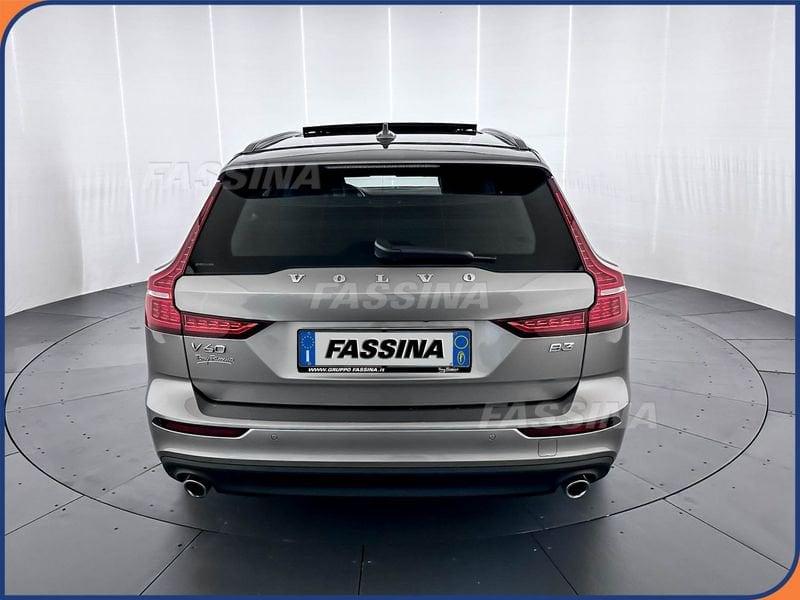 Volvo V60 V60 2.0 b3 Momentum Business Pro auto 8m my21