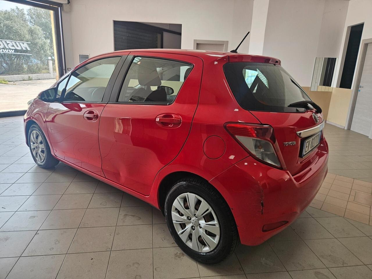 Toyota Yaris 1.4 D-4D 5 porte Lounge